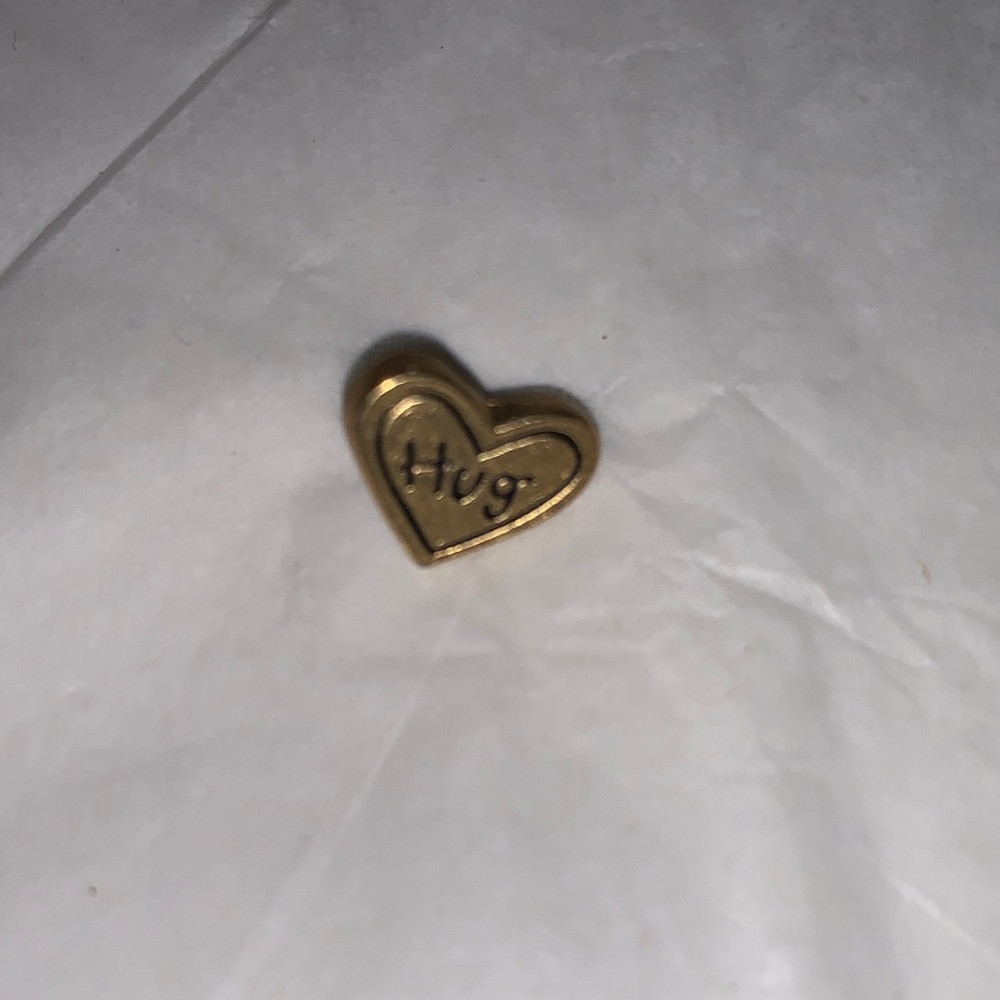 Gold Heart pin with Intricate Design